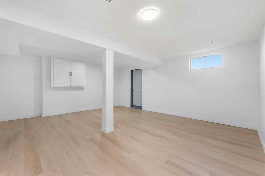 MLS® A2264814 - 966 Berkley Drive NW in Beddington Heights Calgary, Residential