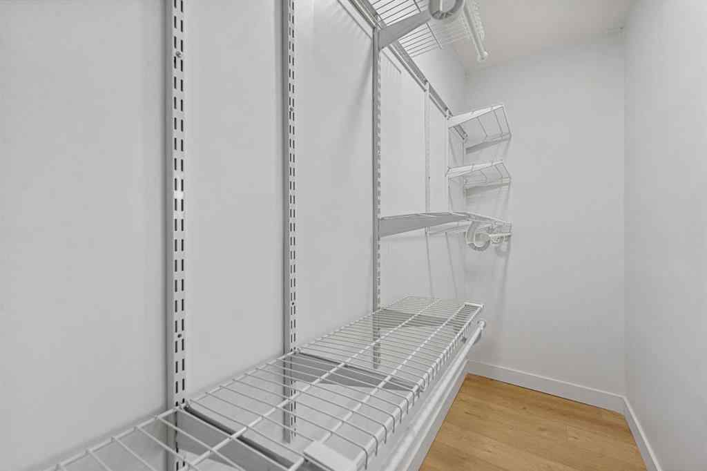 MLS® A2264814 - 966 Berkley Drive NW in Beddington Heights Calgary, Residential