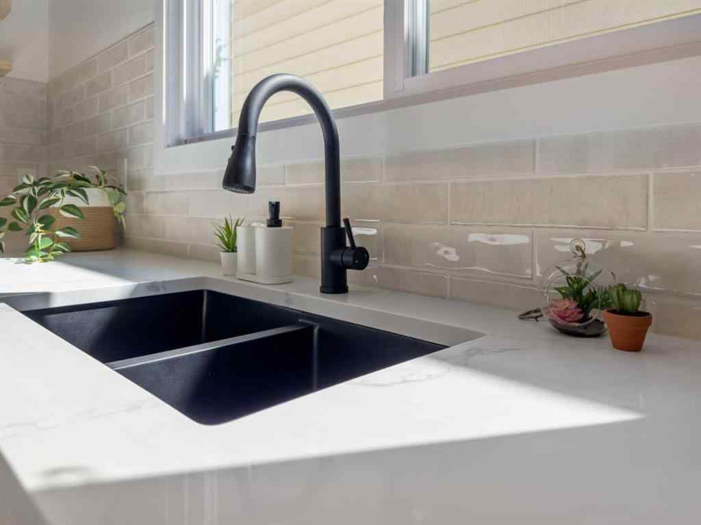 MLS® A2264814 - 966 Berkley Drive NW in Beddington Heights Calgary, Residential