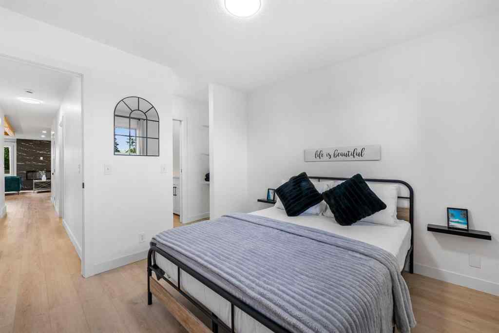 MLS® A2264814 - 966 Berkley Drive NW in Beddington Heights Calgary, Residential