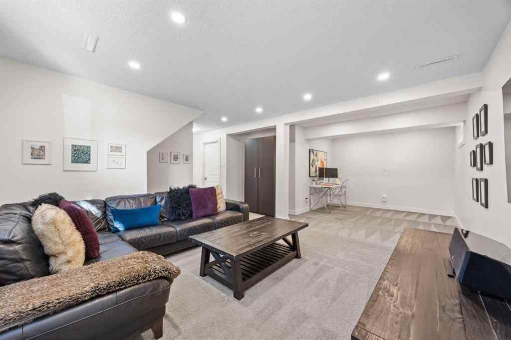 MLS® A2264816 - 827 Canaveral Crescent SW in Canyon Meadows Calgary, Residential