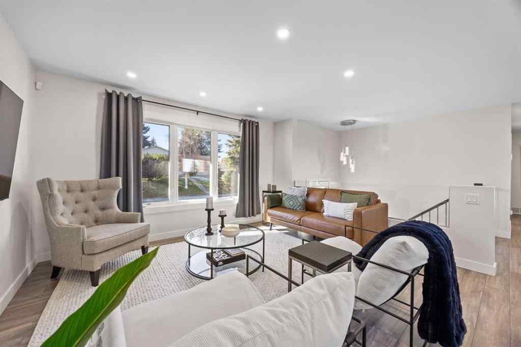 MLS® A2264816 - 827 Canaveral Crescent SW in Canyon Meadows Calgary, Residential