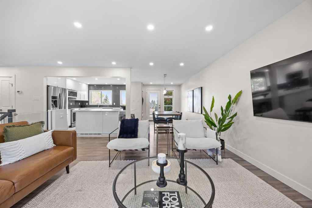 MLS® A2264816 - 827 Canaveral Crescent SW in Canyon Meadows Calgary, Residential