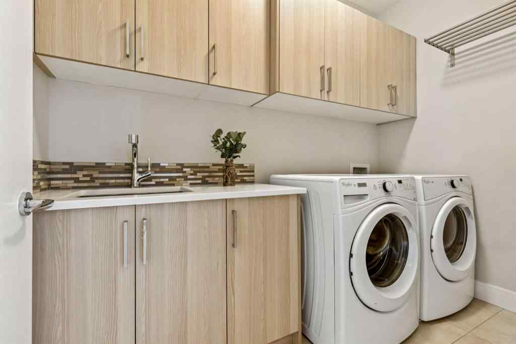 MLS® A2264817 - 2620 15A Street SW in Bankview Calgary, Residential