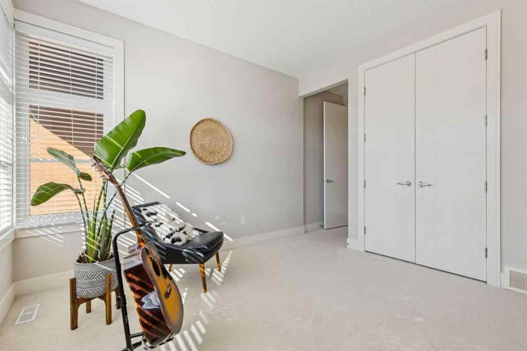 MLS® A2264817 - 2620 15A Street SW in Bankview Calgary, Residential