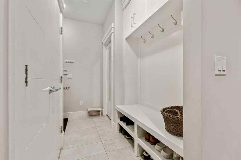 MLS® A2264817 - 2620 15A Street SW in Bankview Calgary, Residential