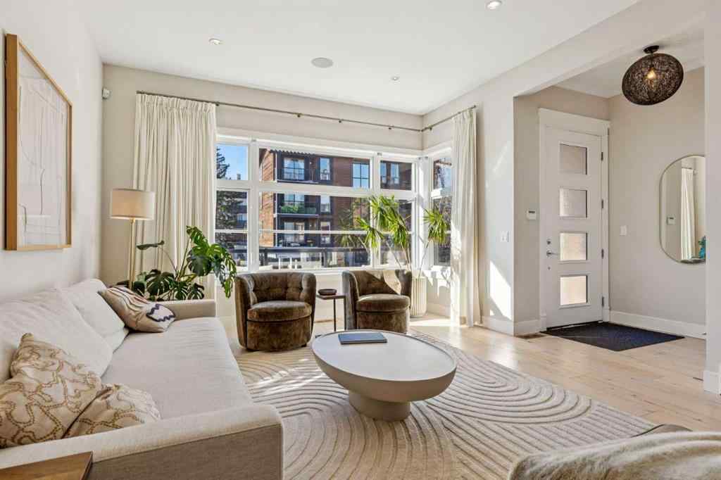 MLS® A2264817 - 2620 15A Street SW in Bankview Calgary, Residential