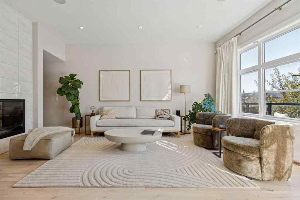 MLS® A2264817 - 2620 15A Street SW in Bankview Calgary, Residential