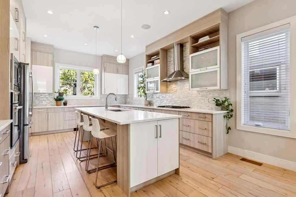 MLS® A2264817 - 2620 15A Street SW in Bankview Calgary, Residential