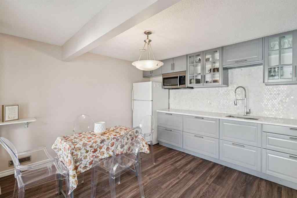 MLS® A2264818 - 171 Everhollow Way SW in Evergreen Calgary, Residential