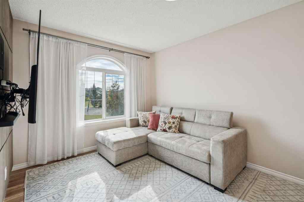 MLS® A2264818 - 171 Everhollow Way SW in Evergreen Calgary, Residential