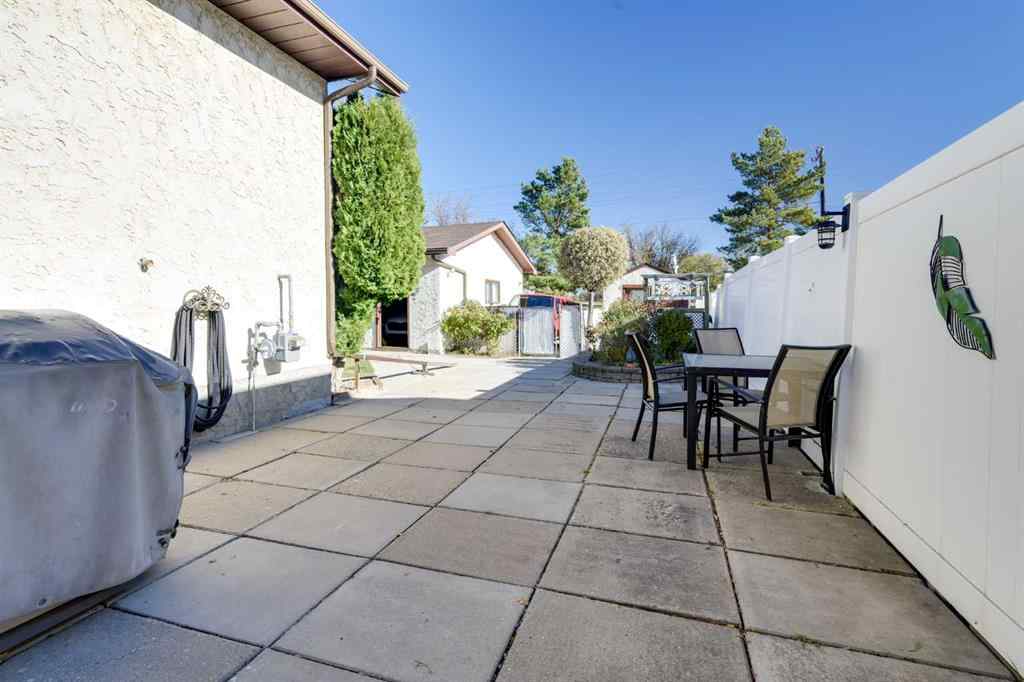 MLS® A2264820 - 55 Mclevin Crescent  in Morrisroe Extension Red Deer, Residential