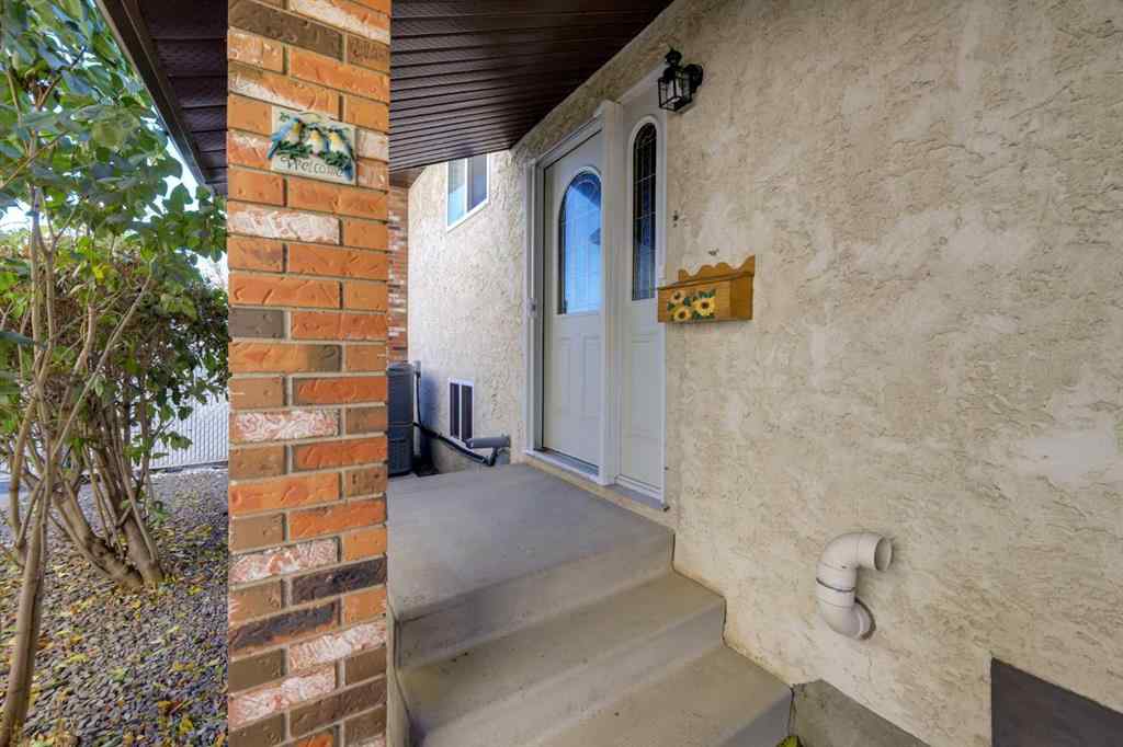 MLS® A2264820 - 55 Mclevin Crescent  in Morrisroe Extension Red Deer, Residential