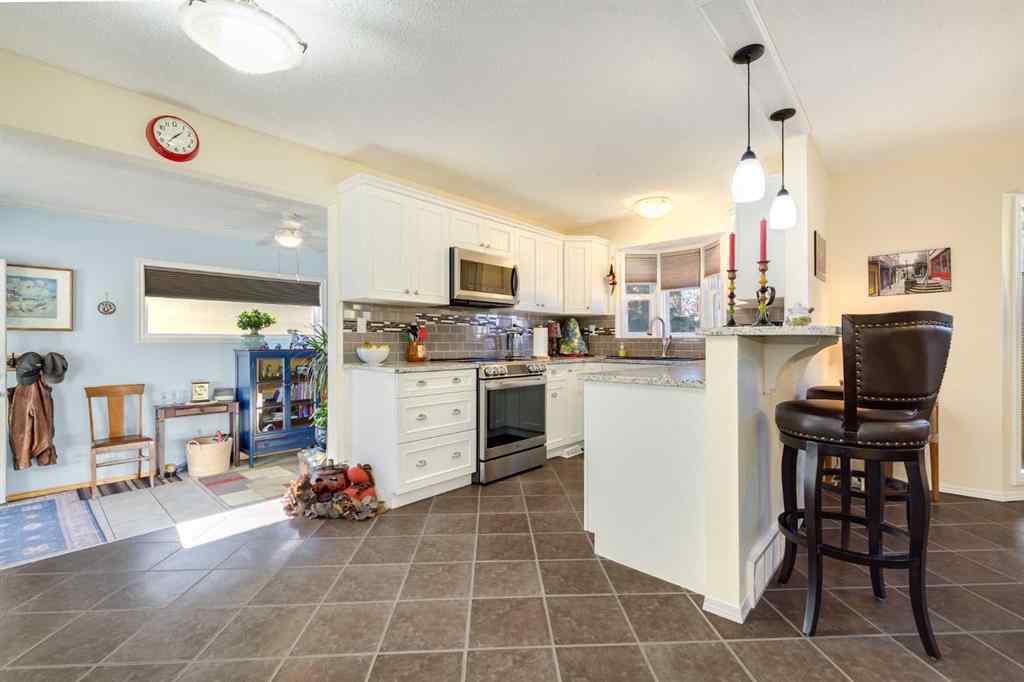 MLS® A2264820 - 55 Mclevin Crescent  in Morrisroe Extension Red Deer, Residential