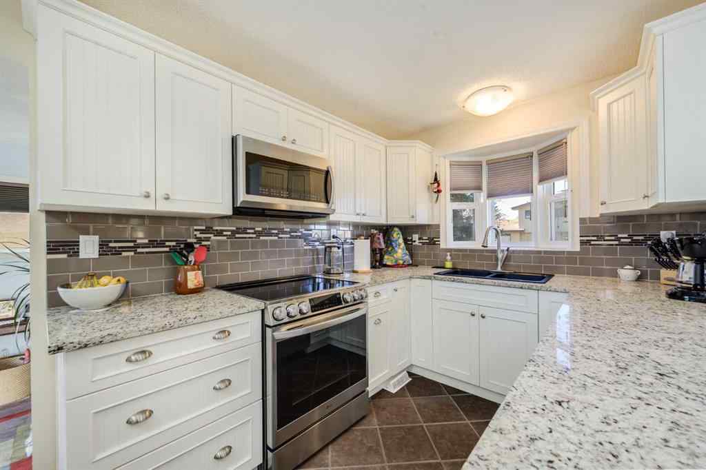 MLS® A2264820 - 55 Mclevin Crescent  in Morrisroe Extension Red Deer, Residential