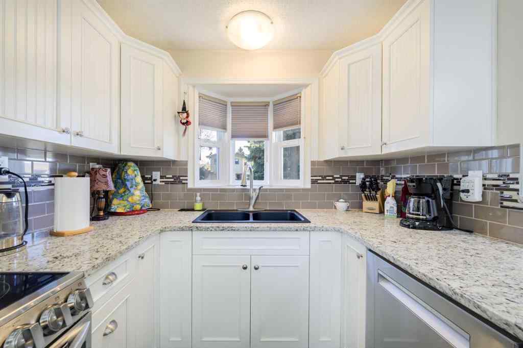 MLS® A2264820 - 55 Mclevin Crescent  in Morrisroe Extension Red Deer, Residential