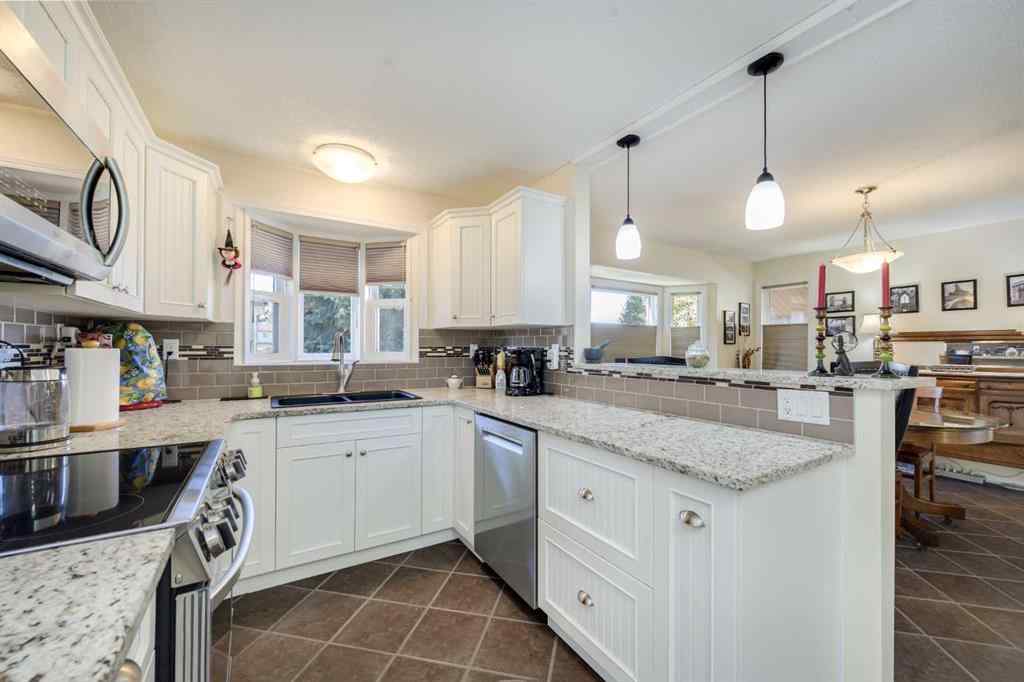 MLS® A2264820 - 55 Mclevin Crescent  in Morrisroe Extension Red Deer, Residential