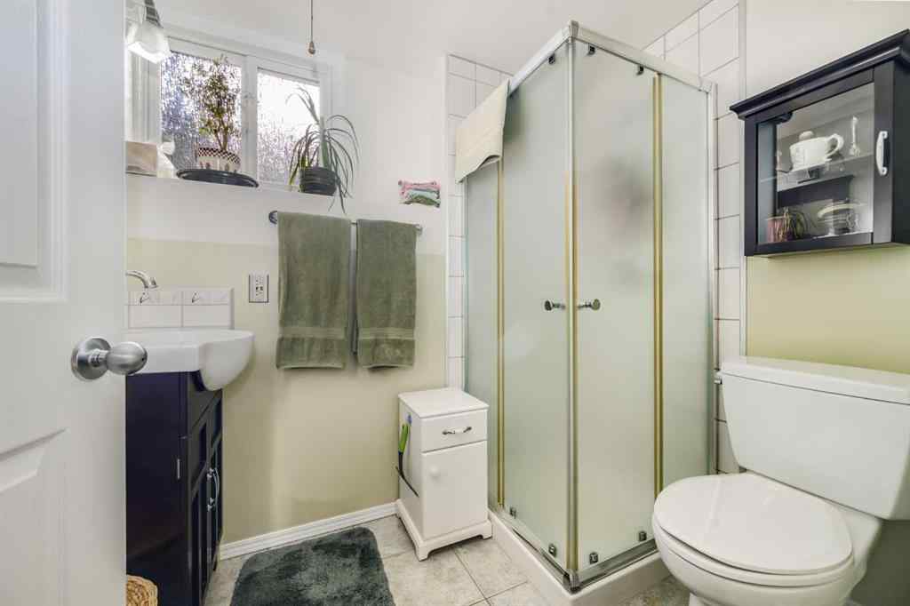 MLS® A2264820 - 55 Mclevin Crescent  in Morrisroe Extension Red Deer, Residential