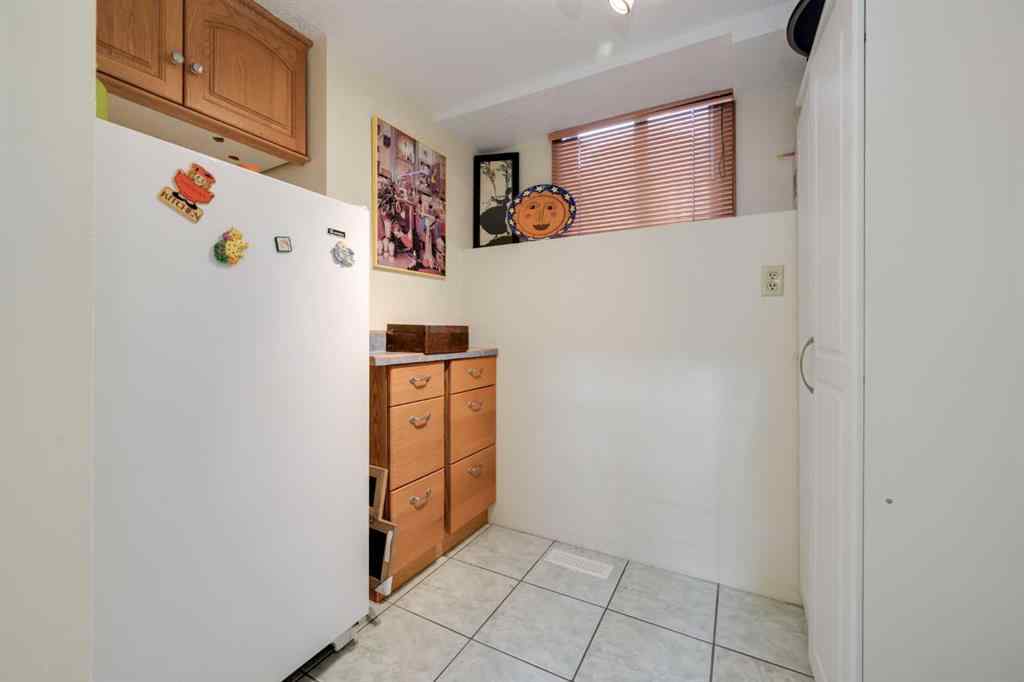 MLS® A2264820 - 55 Mclevin Crescent  in Morrisroe Extension Red Deer, Residential