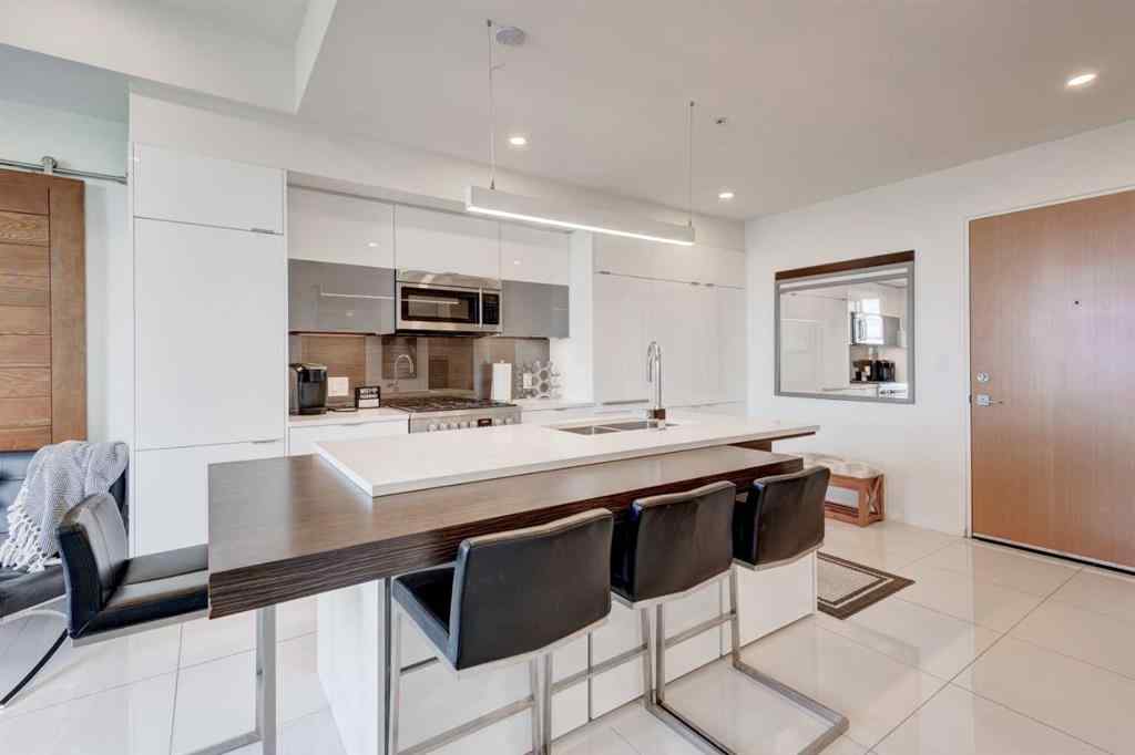 MLS® A2264825 - Unit #704 1020 9 Avenue SE in Inglewood Calgary, Residential