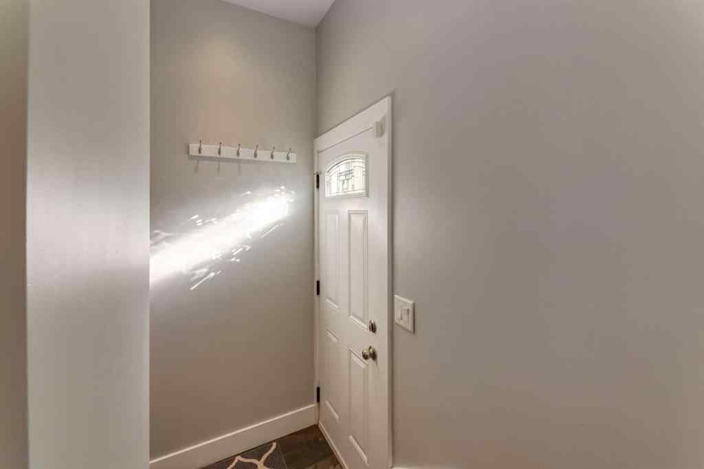 MLS® A2264826 - 32 Calandar Road NW in Collingwood Calgary, Residential