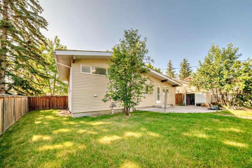 MLS® A2264828 - 129 Glenpatrick Drive SW in Glenbrook Calgary, Residential