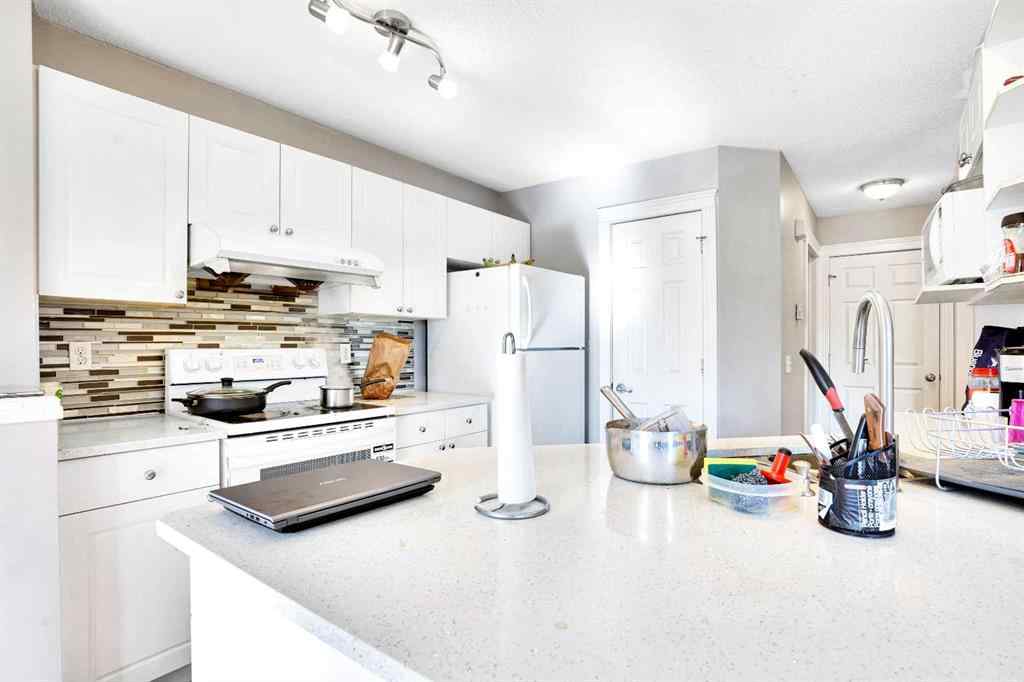 MLS® A2264832 - 39 Saddleridge Close NE in Saddle Ridge Calgary, Residential