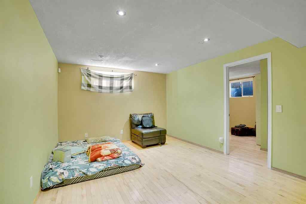 MLS® A2264832 - 39 Saddleridge Close NE in Saddle Ridge Calgary, Residential