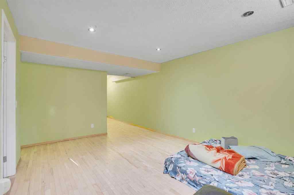 MLS® A2264832 - 39 Saddleridge Close NE in Saddle Ridge Calgary, Residential