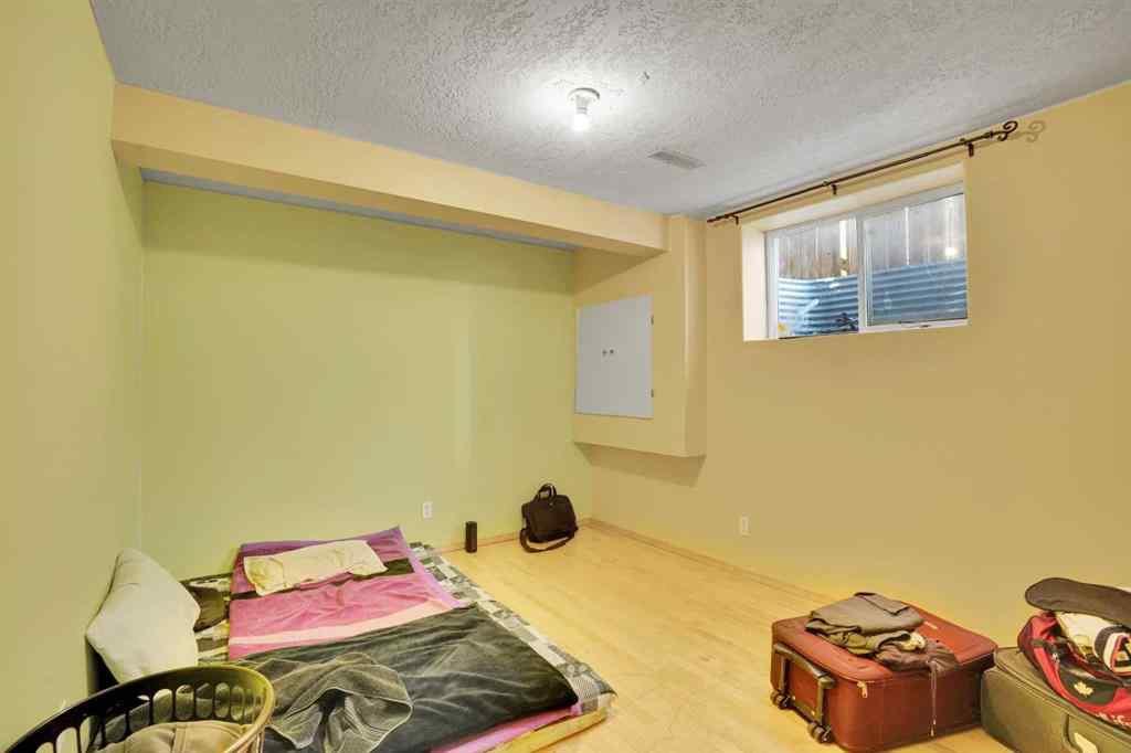 MLS® A2264832 - 39 Saddleridge Close NE in Saddle Ridge Calgary, Residential