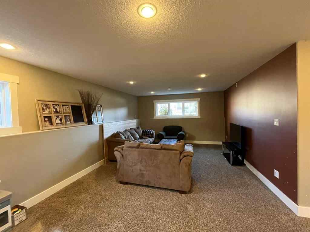 MLS® A2264833 - 1008 6 Street  in NONE Barnwell, Residential