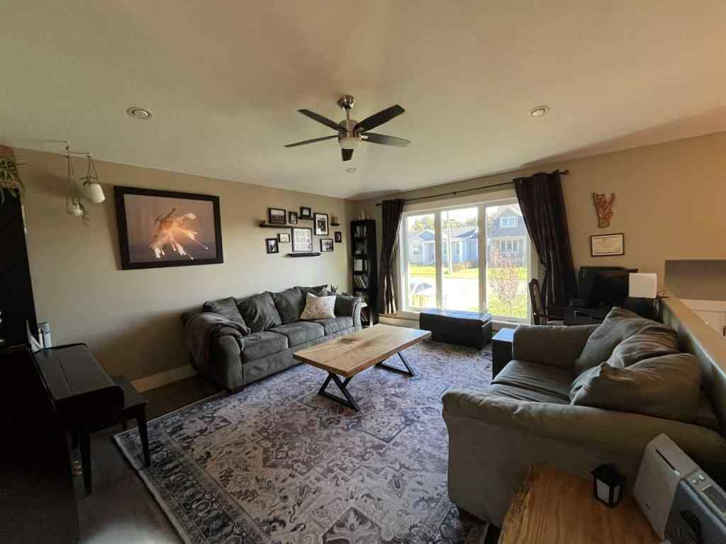 MLS® A2264833 - 1008 6 Street  in NONE Barnwell, Residential