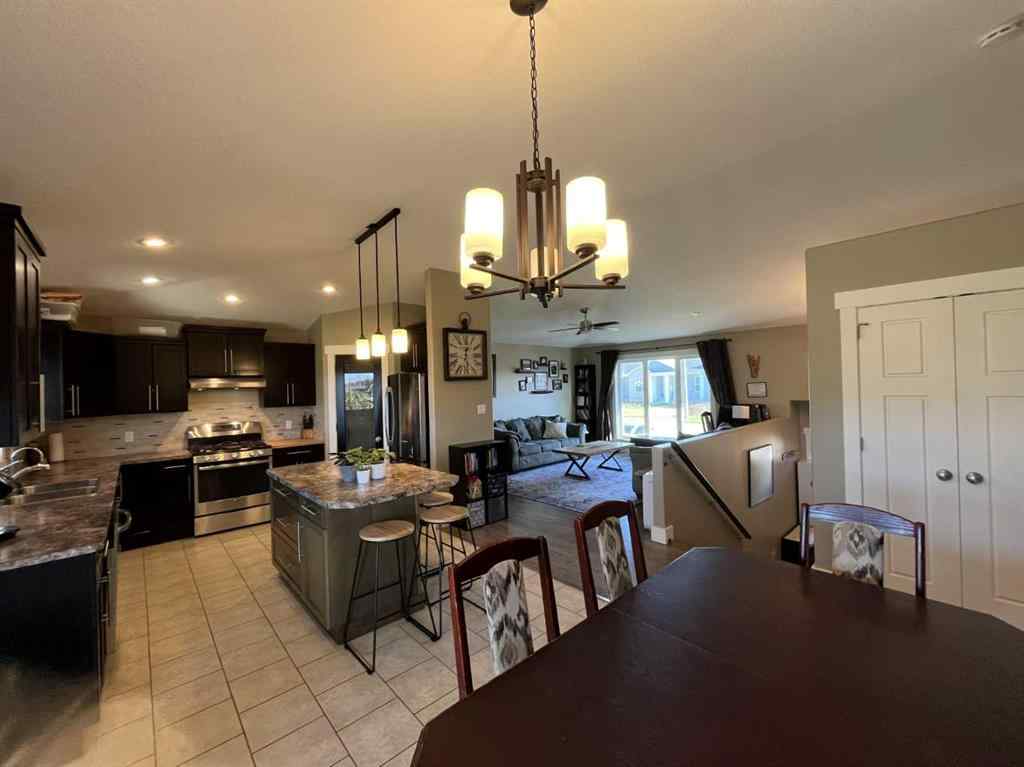 MLS® A2264833 - 1008 6 Street  in NONE Barnwell, Residential