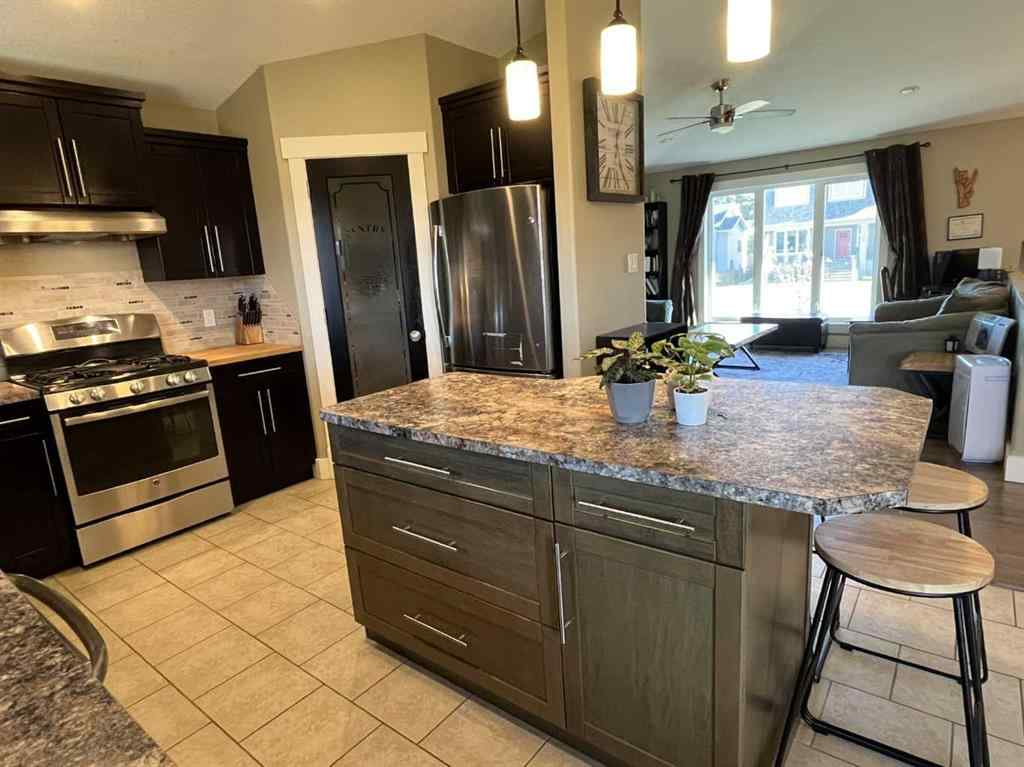 MLS® A2264833 - 1008 6 Street  in NONE Barnwell, Residential