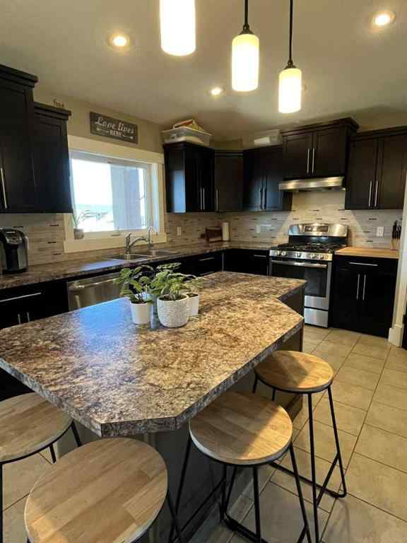 MLS® A2264833 - 1008 6 Street  in NONE Barnwell, Residential