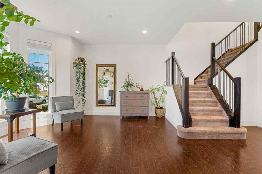 MLS® A2264835 - 4530 20 Avenue NW in Montgomery Calgary, Residential