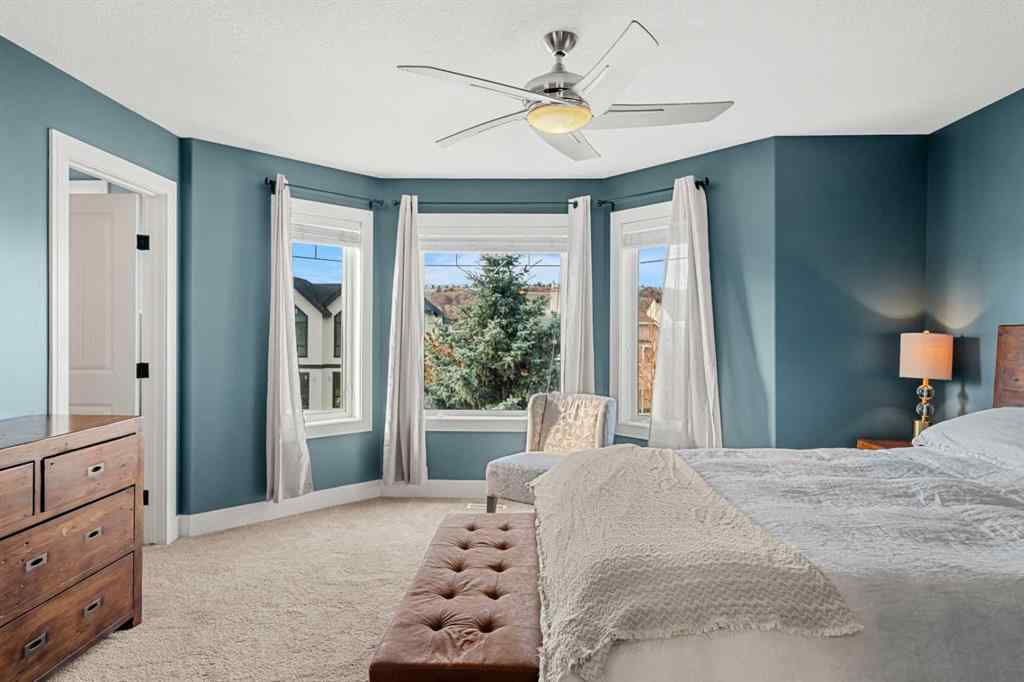 MLS® A2264835 - 4530 20 Avenue NW in Montgomery Calgary, Residential