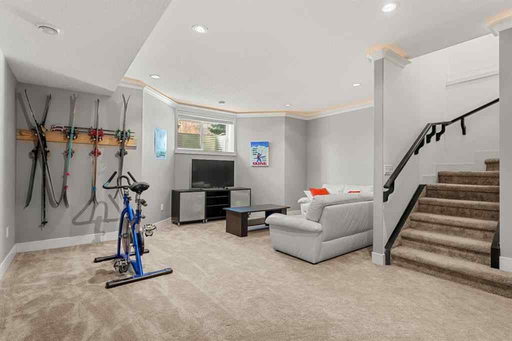 MLS® A2264835 - 4530 20 Avenue NW in Montgomery Calgary, Residential