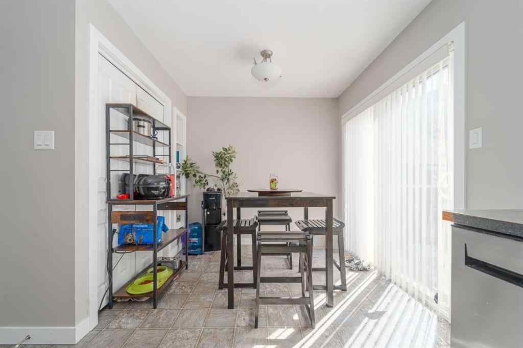 MLS® A2264837 - Unit #5 221 Silkstone Road W in Copperwood Lethbridge, Residential