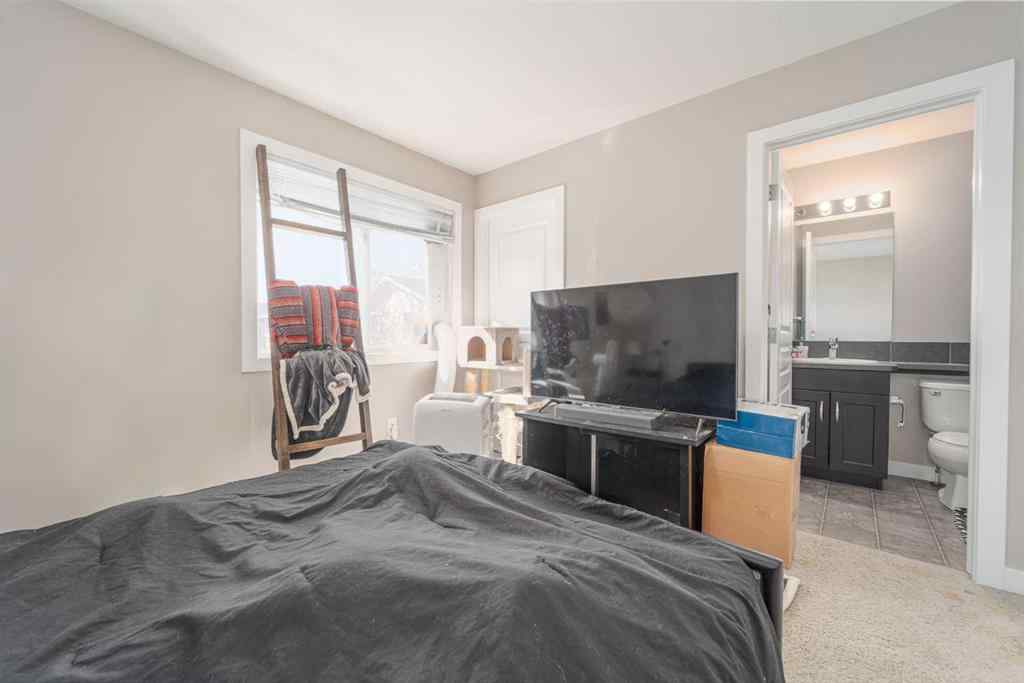 MLS® A2264837 - Unit #5 221 Silkstone Road W in Copperwood Lethbridge, Residential