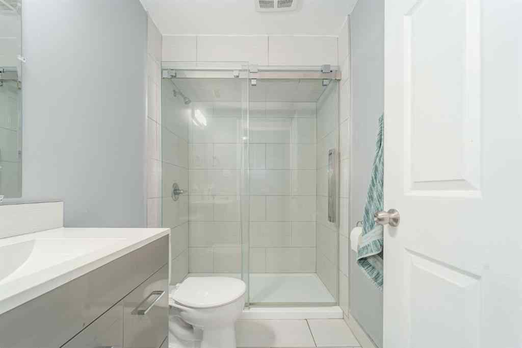 MLS® A2264837 - Unit #5 221 Silkstone Road W in Copperwood Lethbridge, Residential