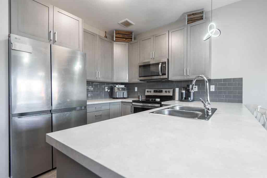 MLS® A2264838 - 26 Hutton Place  in Hawkridge Estates Penhold, Residential