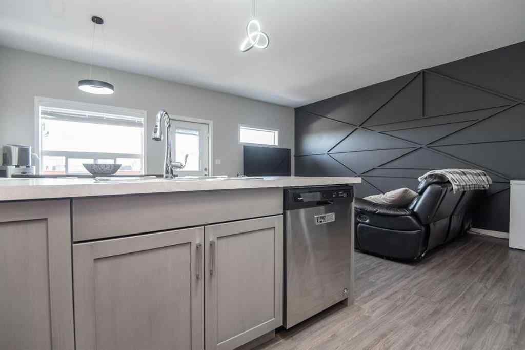 MLS® A2264838 - 26 Hutton Place  in Hawkridge Estates Penhold, Residential