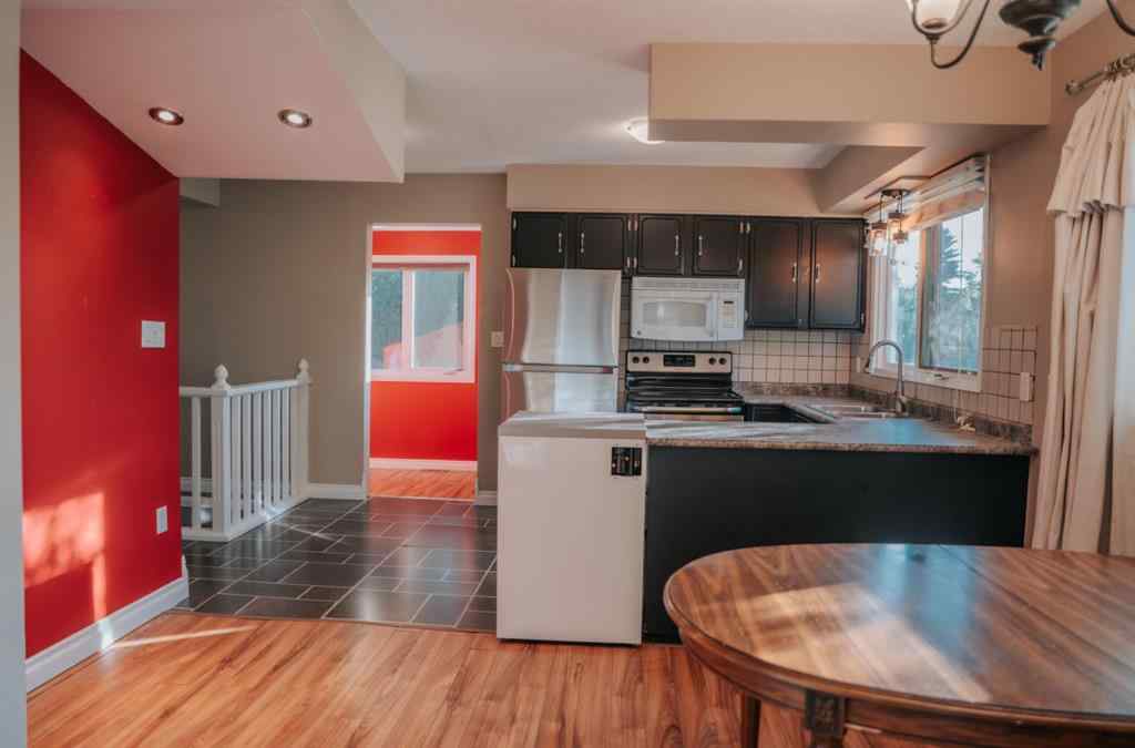 MLS® A2264840 - 915 14 Street  in Wainwright Wainwright, Residential