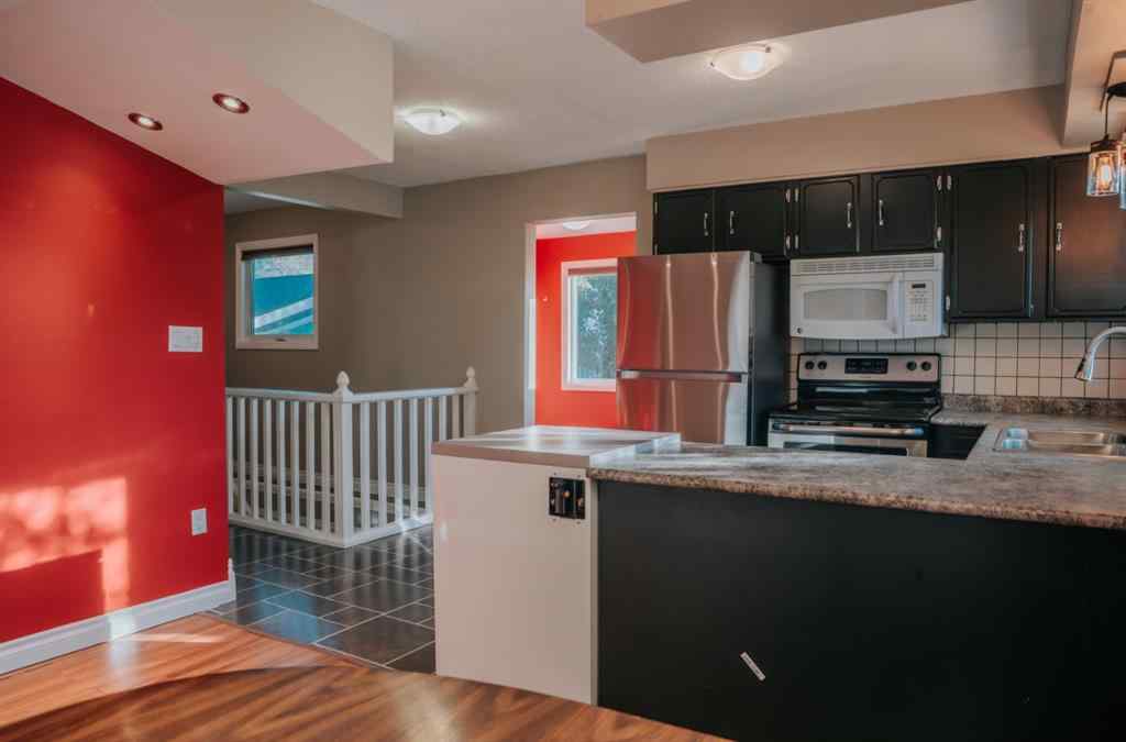 MLS® A2264840 - 915 14 Street  in Wainwright Wainwright, Residential