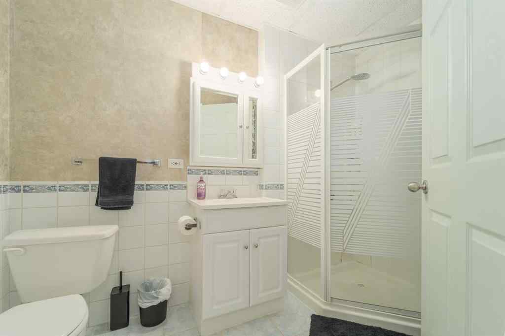 MLS® A2264842 - 5104 2 Street  in NONE Coalhurst, Residential