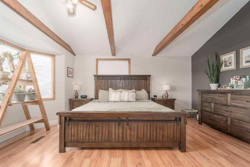 MLS® A2264842 - 5104 2 Street  in NONE Coalhurst, Residential