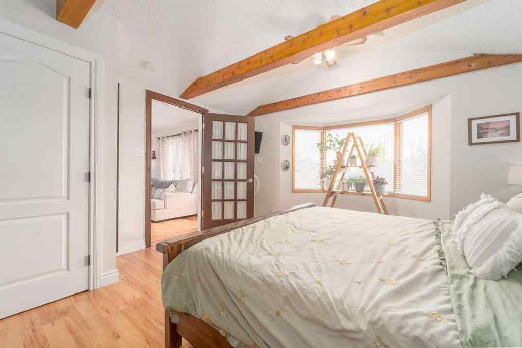 MLS® A2264842 - 5104 2 Street  in NONE Coalhurst, Residential