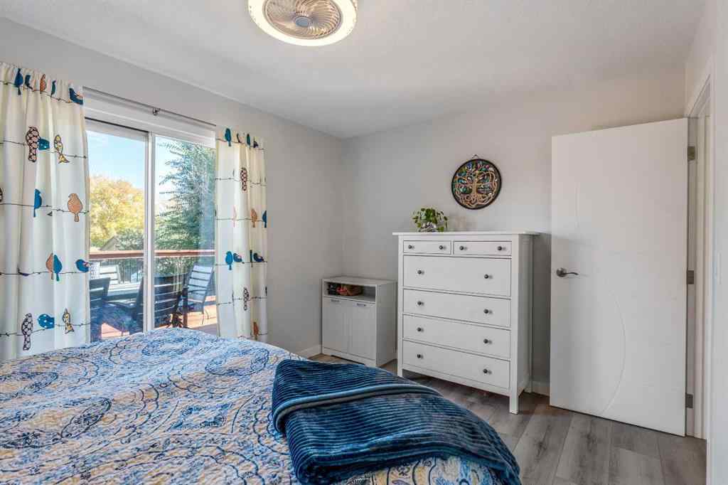 MLS® A2264843 - 75 Oxford Road W in Varsity Village Lethbridge, Residential