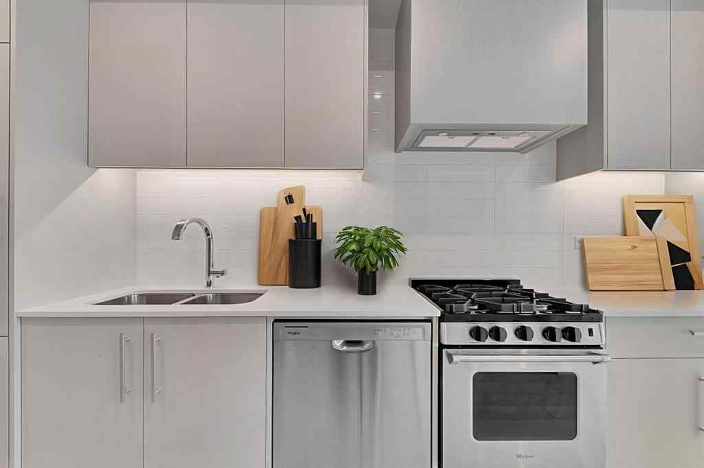 MLS® A2264845 - Unit #516 8230 Broadcast Avenue SW in West Springs Calgary, Residential